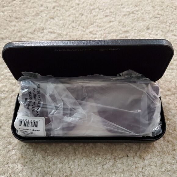 ALEXANDER MCQUEEN Unisex AMO234SA 54mm - Picture 12 of 14